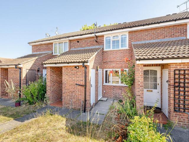 Flat for sale in Colliers End, Hertfordshire