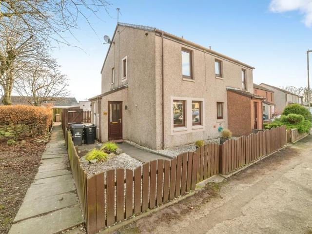 Flat for sale in Ballindoch, Scotland