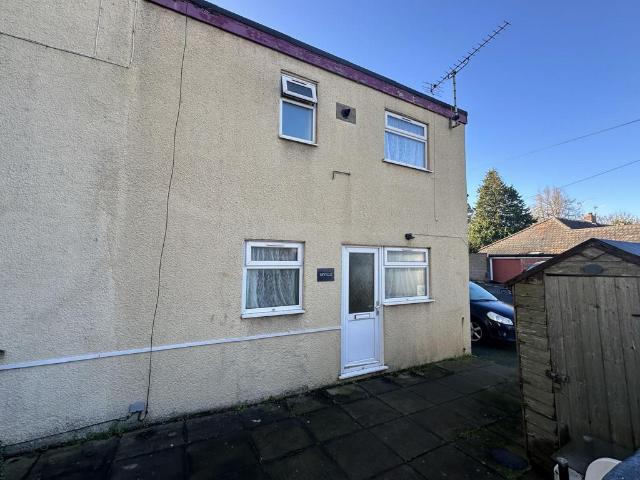 Flat for sale in Dawlish, Bridford