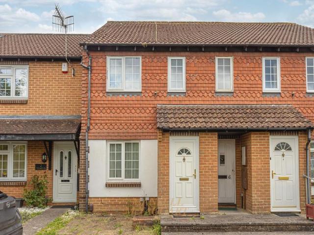 Flat for sale in Glynde, West Sussex