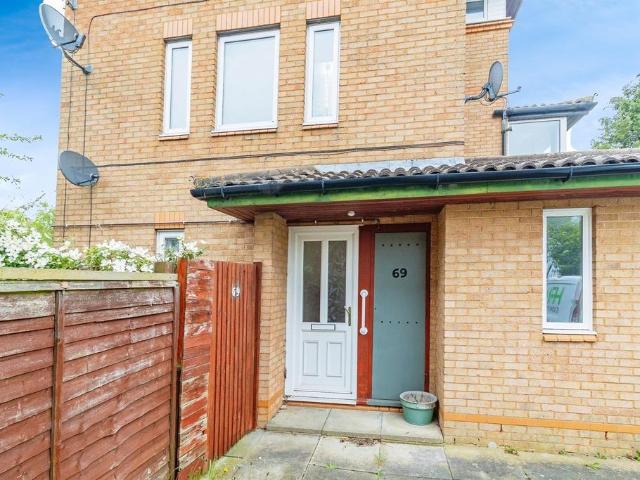 Flat for sale in Old Wolverton, Milton Keynes