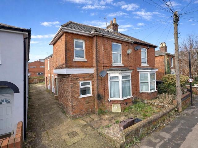 Flat for sale in Bevois Town, Isle Of Man