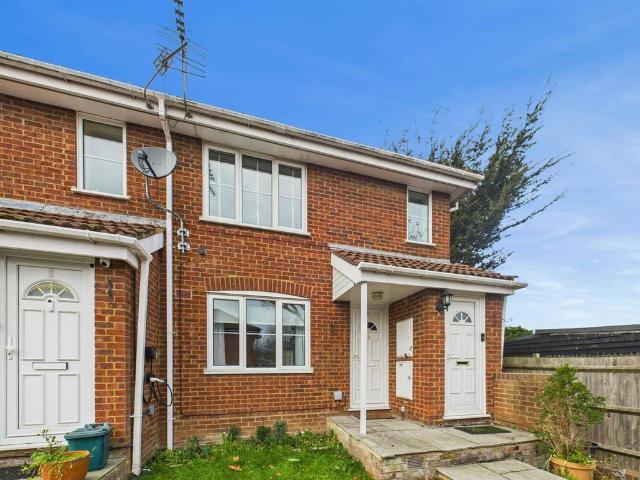 Flat for sale in Greater London