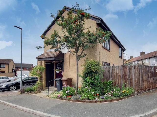Flat for sale in Isle Of Man