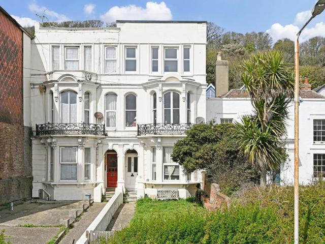 Flat for sale in Golden Valley, Folkestone