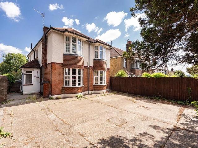 Flat for sale in North Cray, Cat Hill