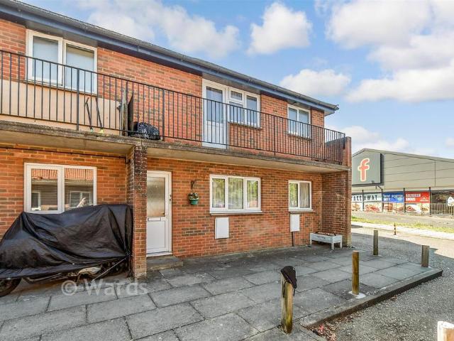 Flat for sale in Barracks, The Bridge