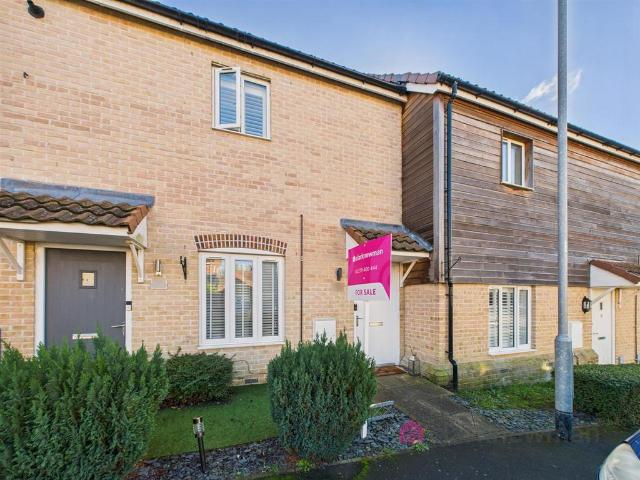 Flat for sale in Colliers End, Hertfordshire