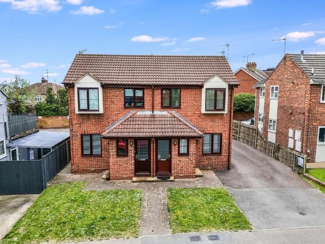 Flat for sale in Moulsham, Chelmsford