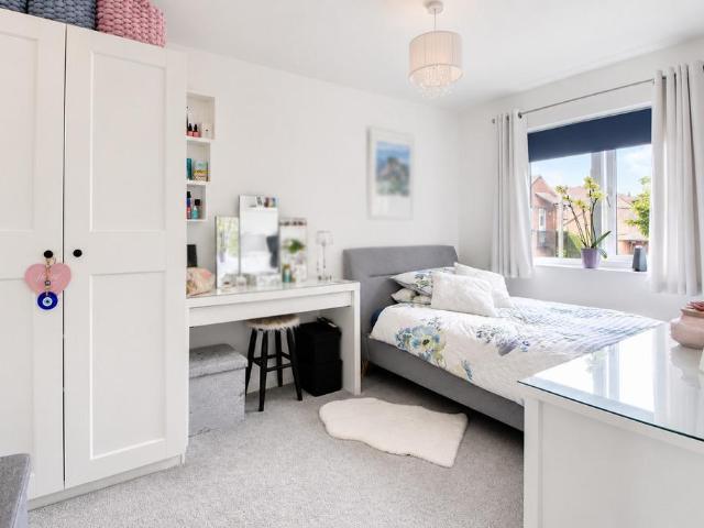 Flat for sale in Great Linford, Milton Keynes