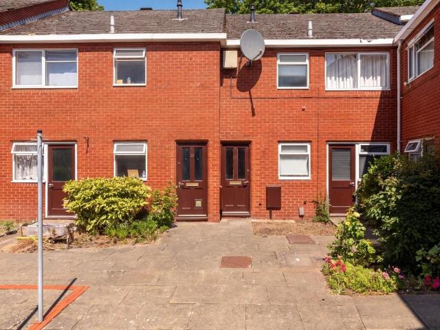 Flat for sale in Sydenham, Green Close
