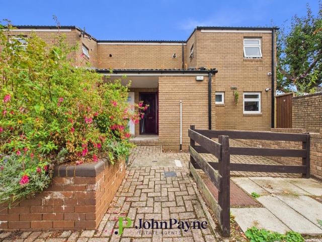 Flat for sale in Hillfields, West Midlands