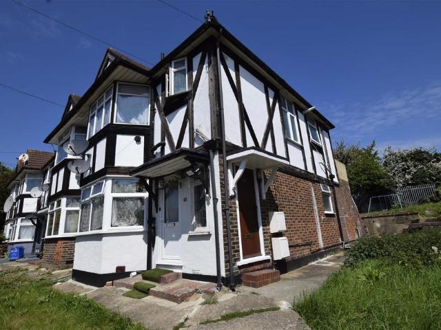 Flat for sale in Alperton, Greater London