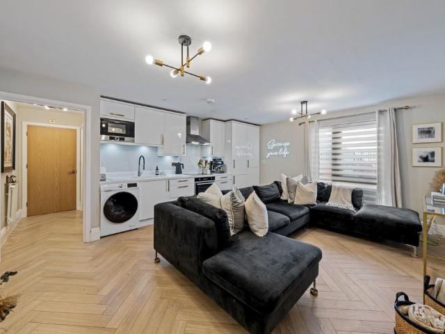 Flat for sale in Harlow, Essex