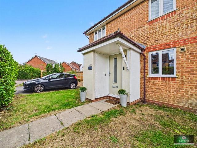 Flat for sale in Glynde, West Sussex