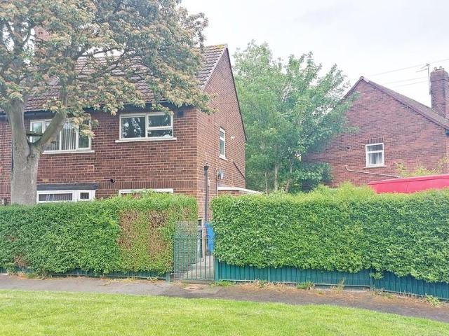 Flat for sale in Halton View, Widnes