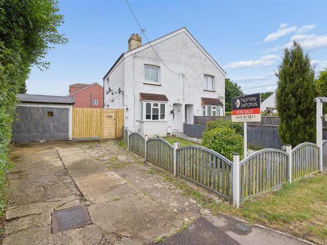 Flat for sale in The Butts, Kent