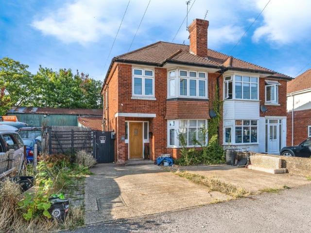 Flat for sale in Brokenford, New Forest