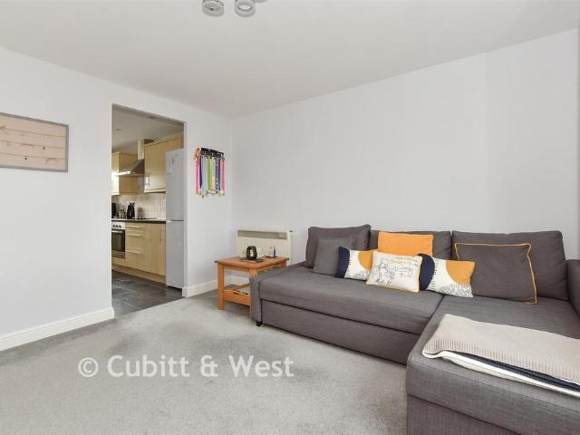 Flat for sale in Southwater, Horsham