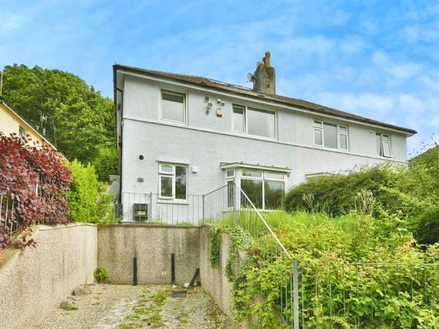 Flat for sale in Mount Wise, Isle Of Man
