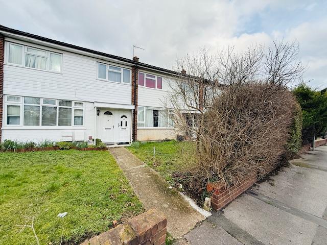Flat for sale in Slough