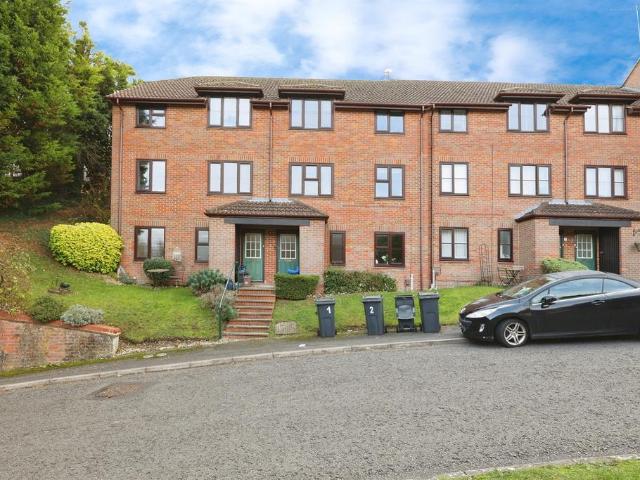 Flat for sale in Chesham