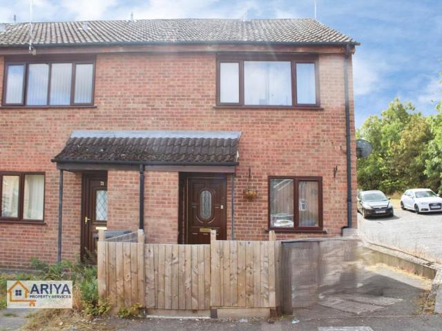 Flat for sale in Old Wharf, City Of Leicester