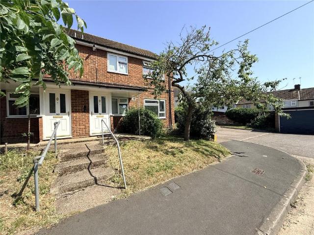 Flat for sale in Kings Hill, Colliers End