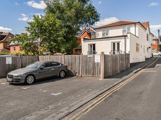 Flat for sale in Row Town, Surrey