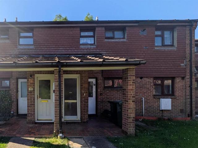 Flat for sale in Stoke Common, Eastleigh