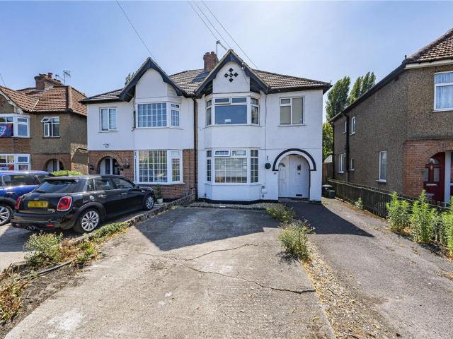 Flat for sale in Yiewsley, Greater London