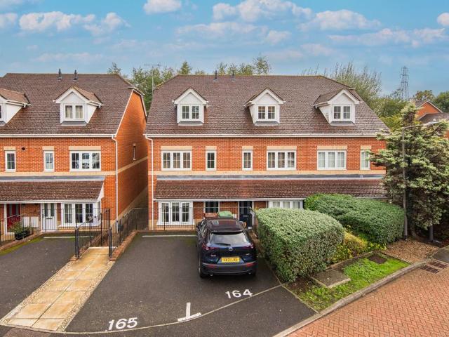 Flat for sale in High Brooms, Tunbridge Wells