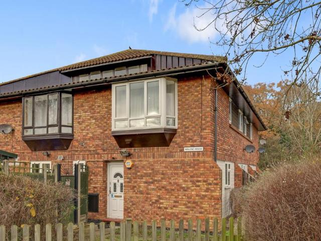 Flat for sale in Isle Of Man