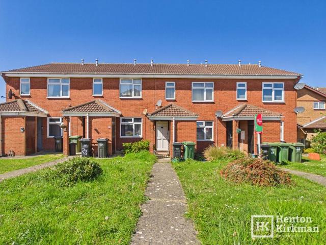 Flat for sale in Wickford