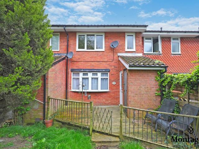 Flat for sale in Epping