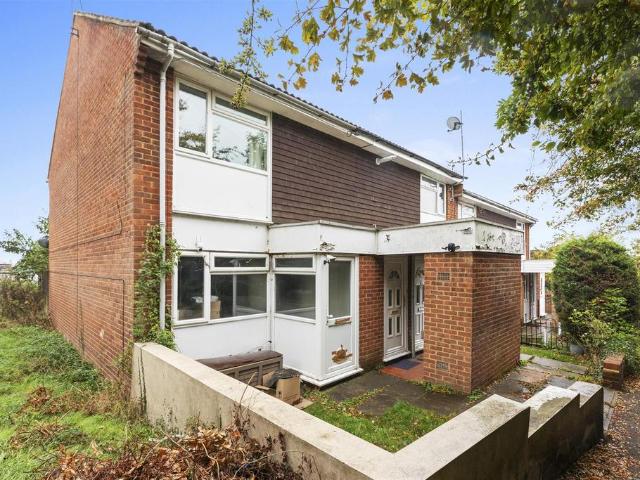 Flat for sale in Beaconsfield and Chepping Wye Community Board, Loudwater
