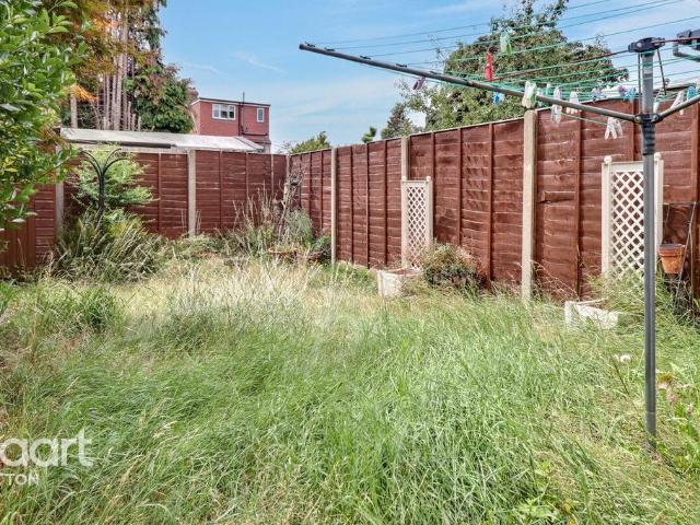 Flat for sale in Greater London