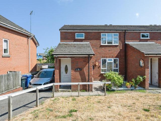 Flat for sale in West Midlands