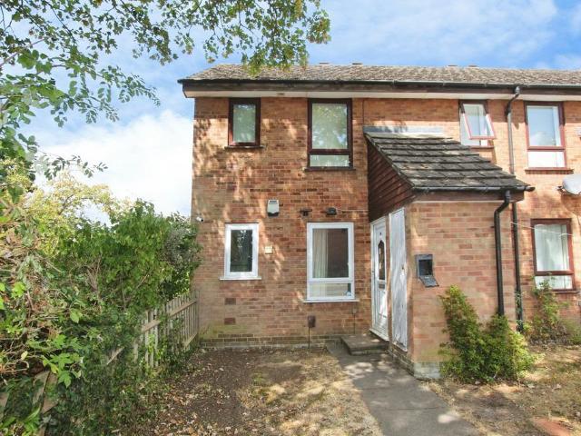 Flat for sale in Evershot, Oxfordshire