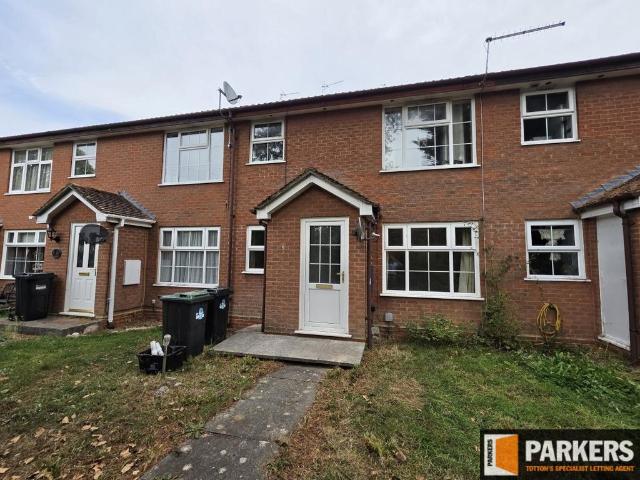 Flat for sale in Totton, New Forest