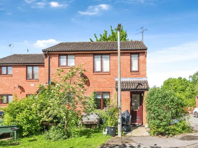 Flat for sale in Haydon End, Abbey Mead