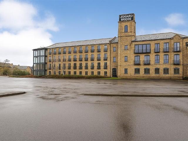 Flat for sale in Lower Hopton, Mirfield