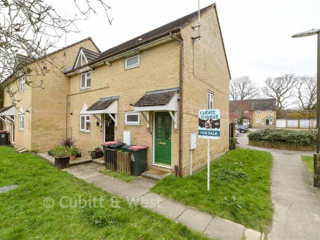 Flat for sale in Glynde, West Sussex