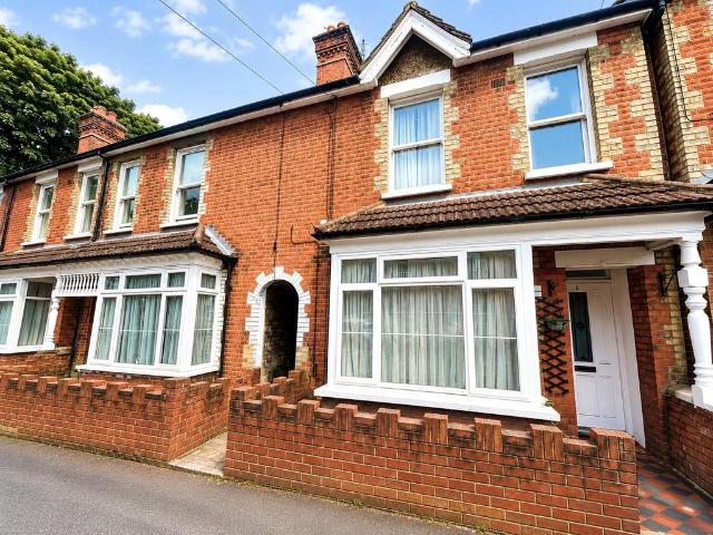 Flat for sale in Guildford Park, Westborough