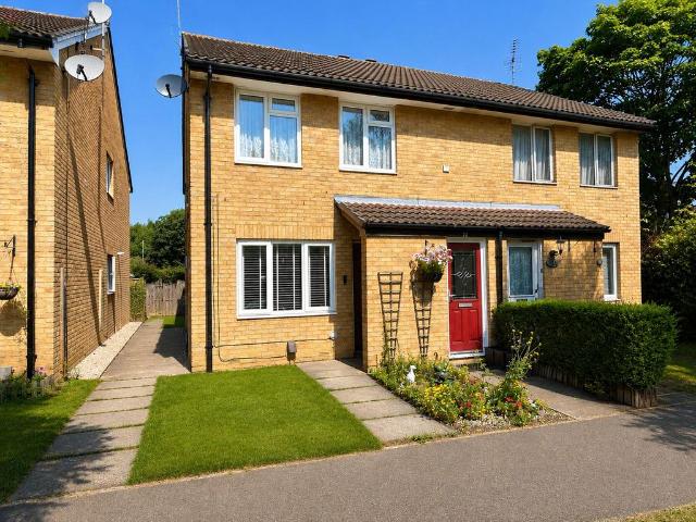Flat for sale in Panshanger, Fretherne