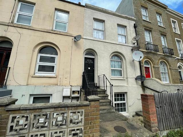 Flat for sale in Milton, Hamerton
