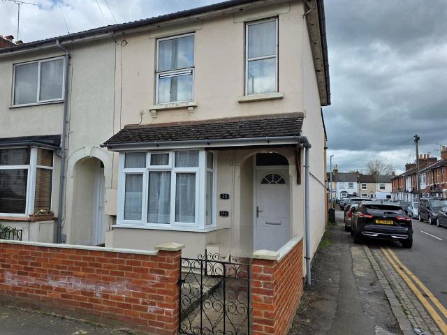 Flat for sale in Quarrendon, Aylesbury