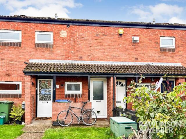 Flat for sale in Blackhills, Surrey