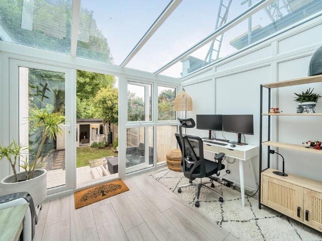 Flat for sale in London Borough of Haringey, Greater London