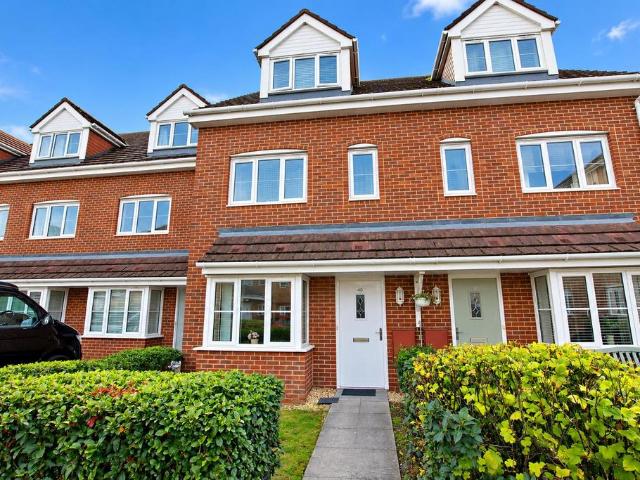 Flat for sale in Newtown, Eastleigh